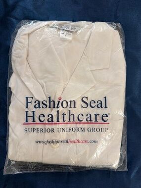 White Lab coat unisex medium Men’s Women’s medium